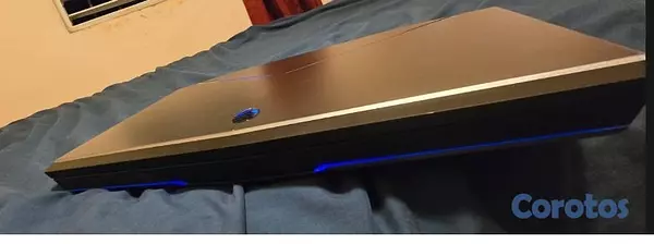 computadoras y laptops - Laptop Alienware R2 17  SSD 256GB 9