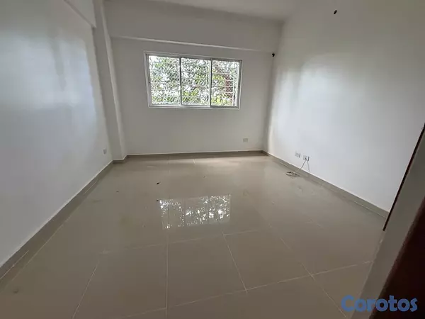 apartamentos - alquiló independencia KLM 9 tercer nivel tres habitaciones 2.5 baños dos parqueo 2