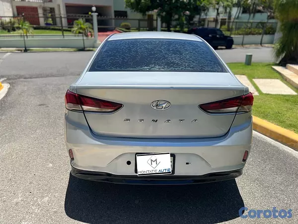 carros - Hyundai New Rise 2019 8