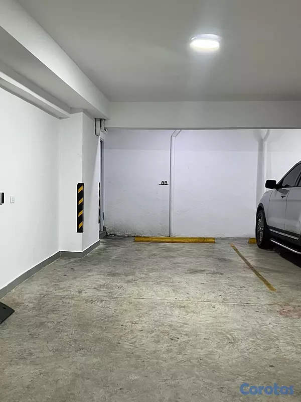 apartamentos - Apto en 8vo piso con vista a la ciudad  7