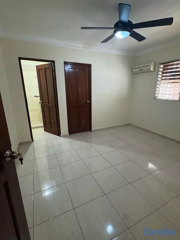apartamentos - se alquila hermoso apartamento en una de las mejores zonas, un clásico. 
 6