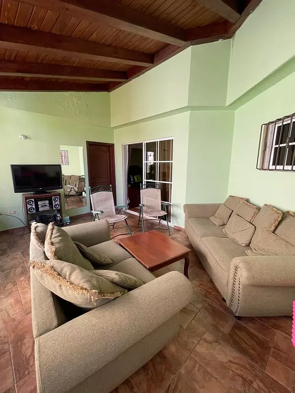 penthouses - Vendo Pent-house de 2 niveles en Los Cacicazgos  2