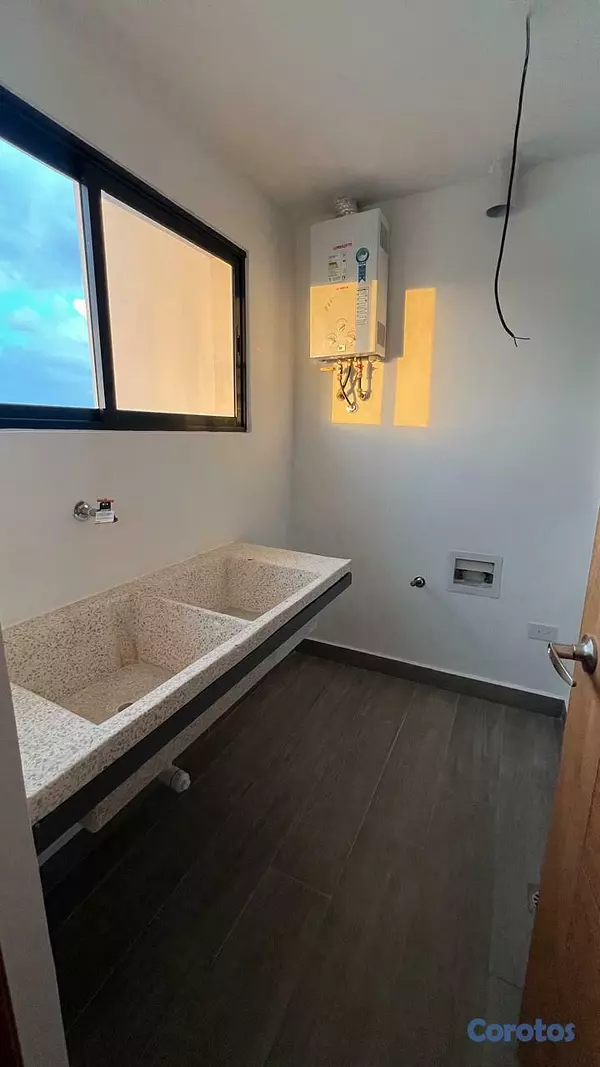 apartamentos - Lujoso y moderno apartamento en venta en la Torre Paseo 27, Santo Domingo Oeste. 6