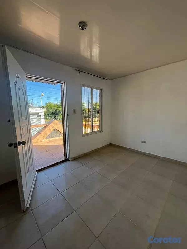 casas - Vivienda multifamiliar de oportunidad próxima al J 4
