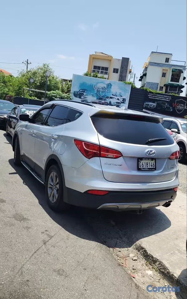 jeepetas y camionetas - 🚘 Hyundai Santa Fe Sport 2016 4x4 Gris 2