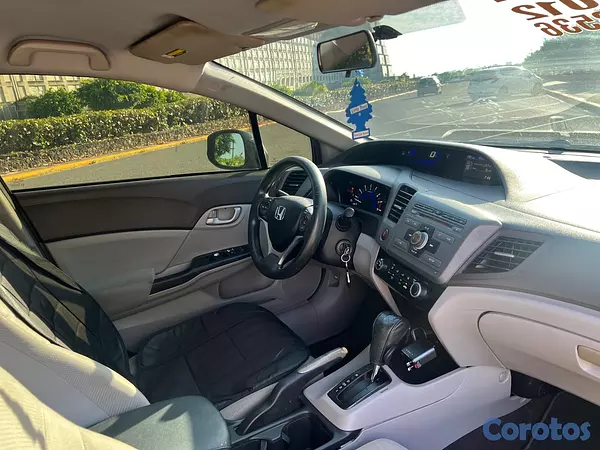 carros -  Honda Civic LX 2012 Americano  4