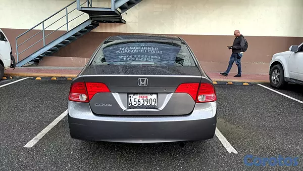 carros - Honda Civic 2006 LX en excelentes condiciones 5