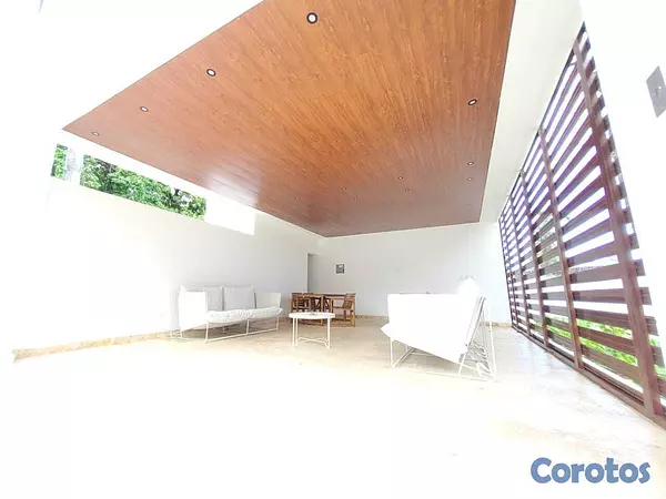 penthouses -  Beachfront 2-Level Penthouse | 4BR | Ocean View  1