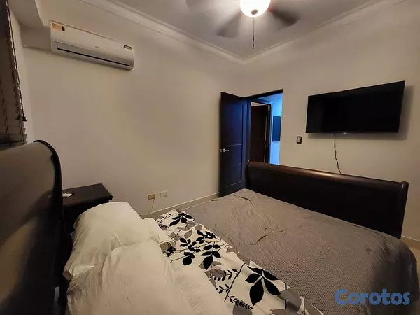 apartamentos - Alquiler 3 Hab. con terraza y ascensor 9