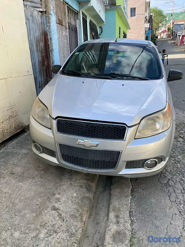 carros - Chevrolet Aveo 2013  6