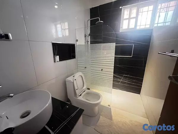 casas - venta de casa en la autopista de san Isidro brisa oriental Santo Domingo este  3