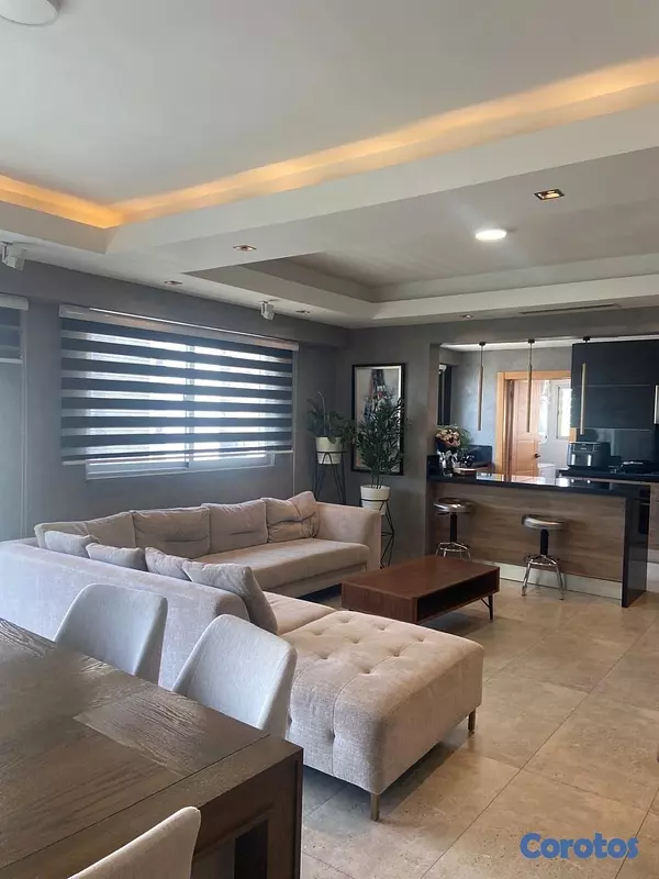 apartamentos - venta de apartamento en Evaristo morales con 172mts piso alto Distrito Nacional  8