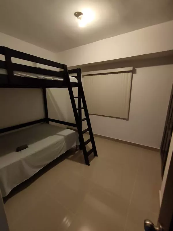 apartamentos - Se vende apartamento en Naco 7