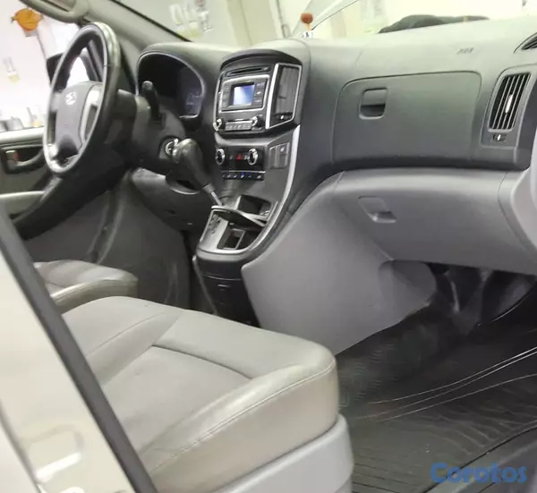 otros vehiculos - HYUNDAI GRAND STAREX 2020 GRIS 11