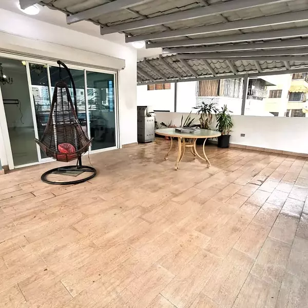 apartamentos - Apartamento en venta en Evaristo Morales  4
