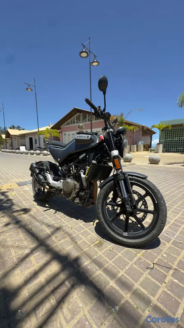 motores y pasolas - Husqvarna Svartpilen 250 | 2021 4