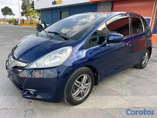 carros - HONDA FIT 2011 MOTOR, TRANSMISION, RODAMIENTO Y AIRE EXCELENTE (EN SU LATA)  10