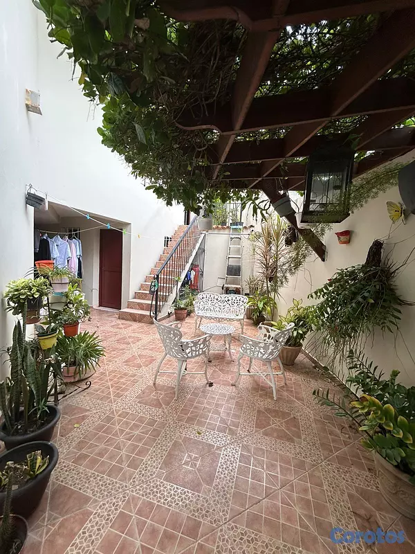 casas - Casa en Venta / Alquiler con Opción a Compra – San 9