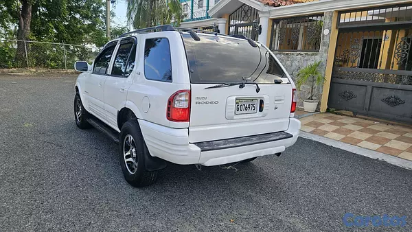 jeepetas y camionetas - Isuzu rodeo 2002 11