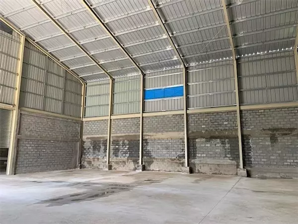 oficinas y locales comerciales - Nave 750 metros centrica 5