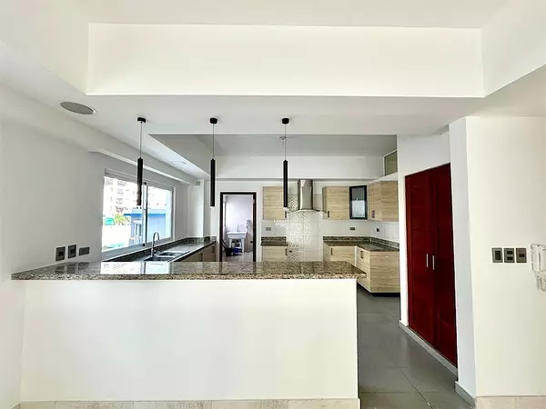 apartamentos - Apartamento en Venta  
En Naco
US$340,000 4