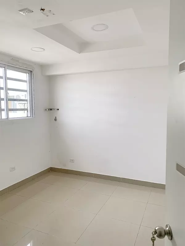 oficinas y locales comerciales - Local amplio en zona céntrica y comercial 8