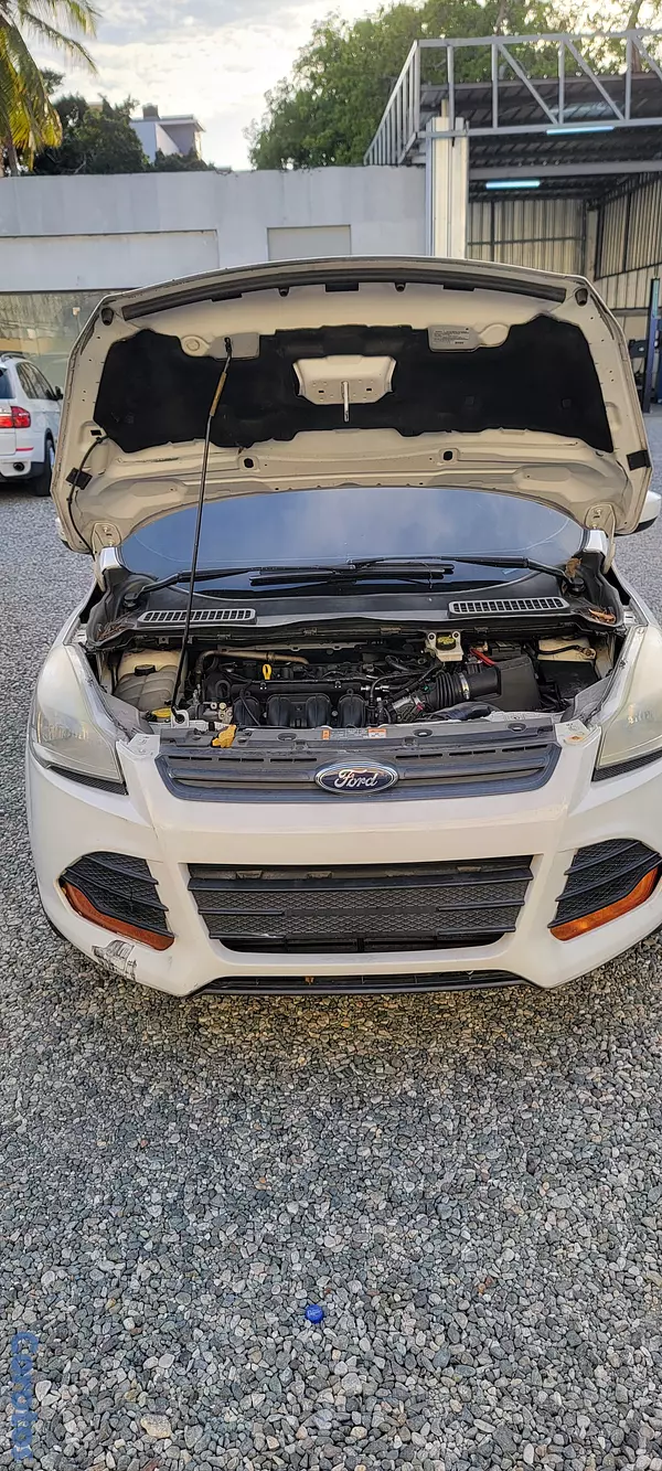 jeepetas y camionetas - FORD ESCAPE  2016 10