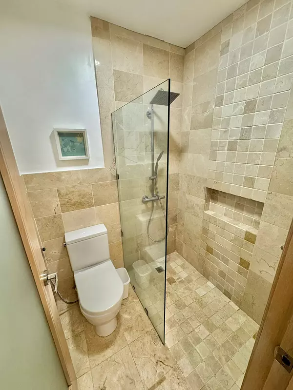 apartamentos - Alquilo apartamento amueblado en Piantini 9
