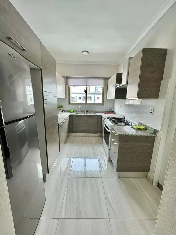 apartamentos - Vendo apartamento amueblado en Evaristo Morales  4