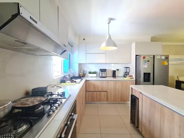 apartamentos - Avenida independencia km 7, Distrito nacional. Urbanización los Jardines del sur 6