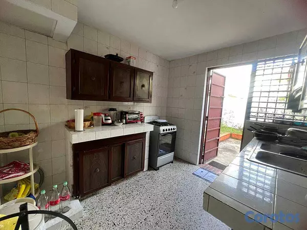 casas - Venta de casa de 2 niveles- La Feria 2
