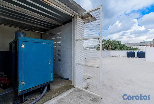 oficinas y locales comerciales - Edificio / Local Comercial en Venta en Villa Juana 4