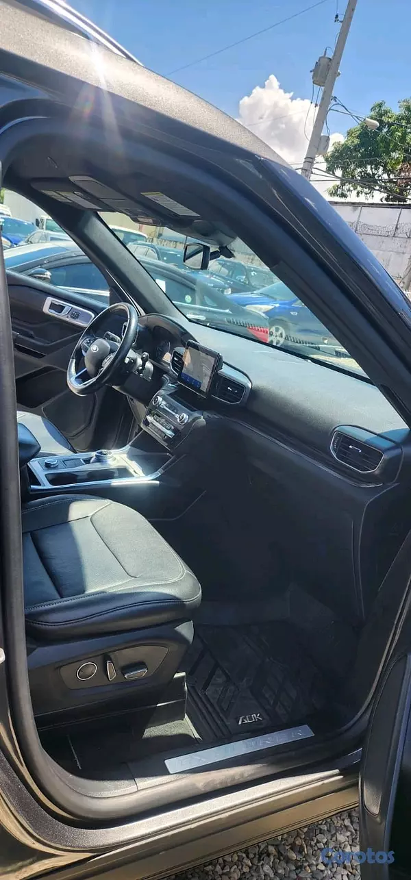 jeepetas y camionetas - FORD EXPLORER LIMITED 2020 8