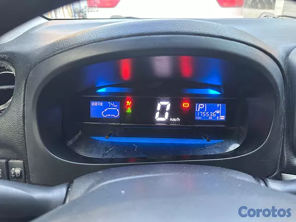 carros - PRECIO DE LIQUIDACIÓN : RD$ 310,000.  2