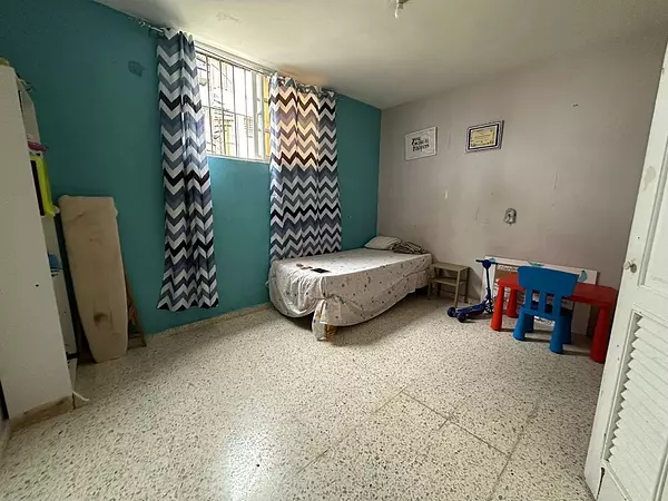 apartamentos - Vendo independencia km 9  
 2 nivel
 3 habitaciones, 
Precio RD$ 4,900,000 1