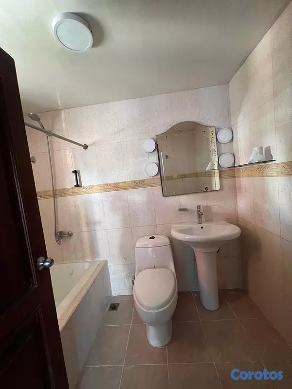 apartamentos - venta de apartamento en Alma Rosa 1 4to piso sin ascensor Santo Domingo este  10