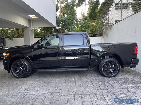 jeepetas y camionetas - Ram 1500 Big Horn 2026 4