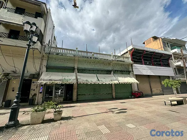 oficinas y locales comerciales - Local Comercial en Alquiler en Zona Colonial 

Código: PD627
 13