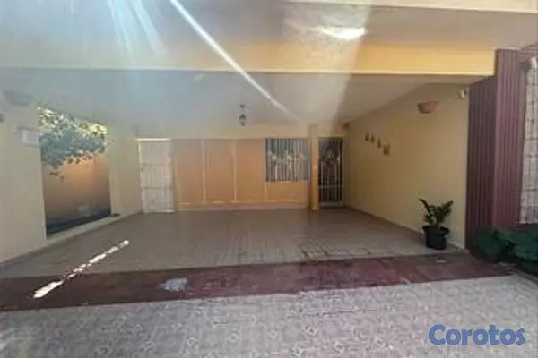 casas - Casa de 3 habitaciones 2 baños en venta en Jardine 5