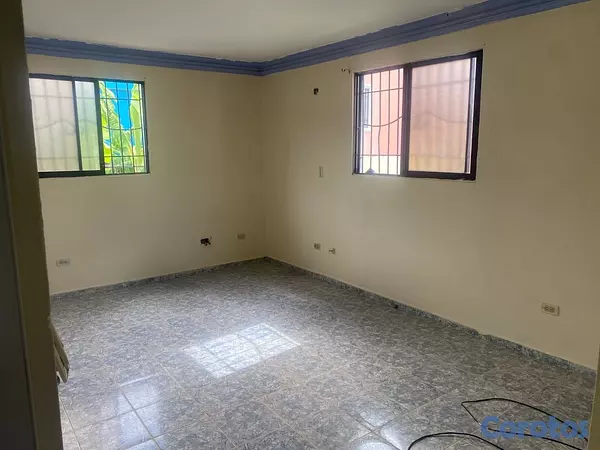 casas - Casa en venta de oportunidad única Ave. Joaquín Balaguer  8