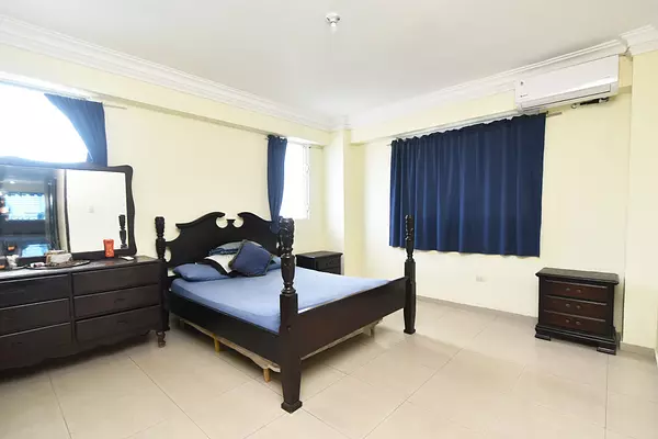 apartamentos - ‼Vendo  de oportunidad apto en renacimiento  2