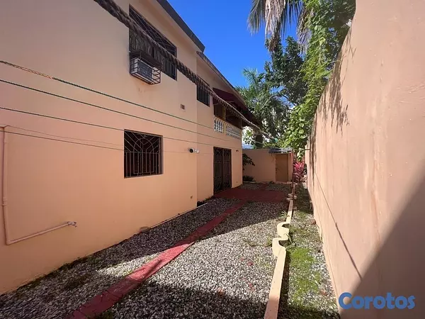 casas - venta de casa en amapola santo Domingo este con 338mts  5