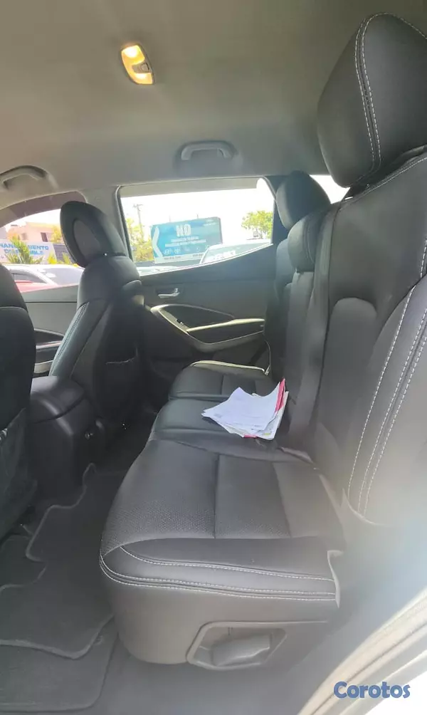 jeepetas y camionetas - 🚘 Hyundai Santa Fe Sport 2016 4x4 Gris 3
