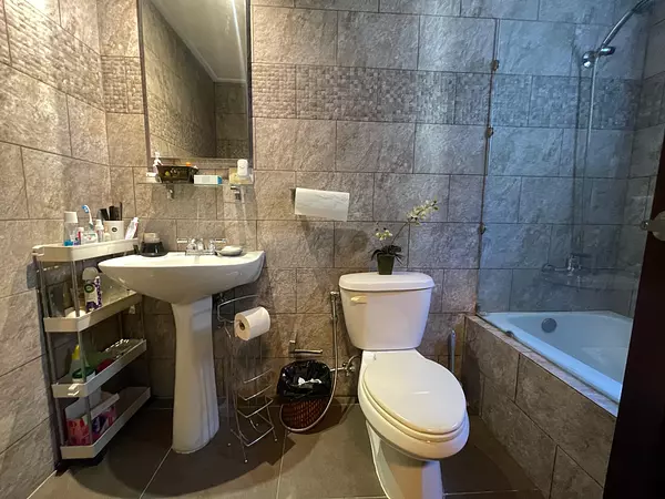 apartamentos - Vendo apartamento clásico en el  PARAISO  7