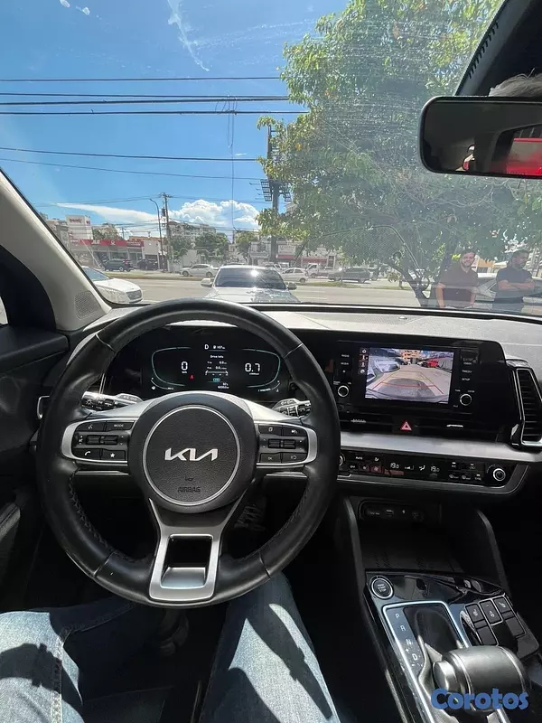 jeepetas y camionetas - Kia Sportage Luxury 2023 4