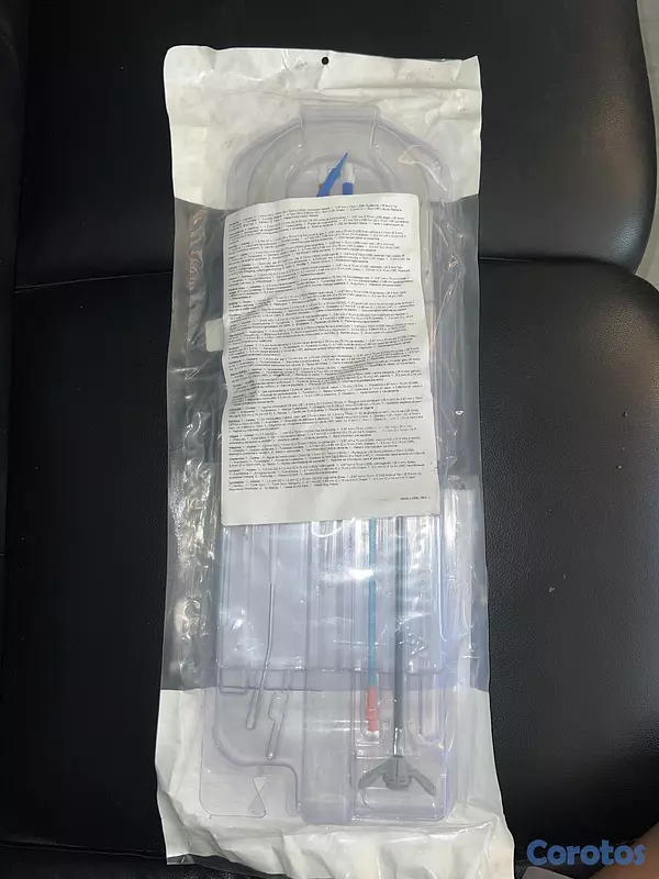 Salud y Equipamiento Médico - Catéter Medcomp Split Cath III 14F x 20cm - Hemodi 2