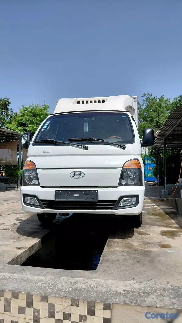 camiones y vehiculos pesados - Camion refrigerado, muy bajo kilometraje 68000 kilometros, radio CD. 5