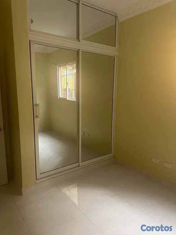 casas - Alquilo casa en la cienega el km 14 $23,000 un pri 13