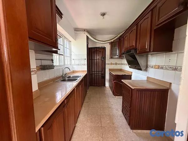 apartamentos - Urb. Real Vendo apartamento clásico, 3 habs., 2.5 baños, 2 parqueos  5