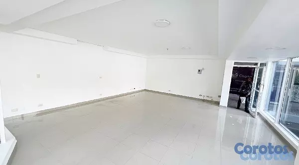 oficinas y locales comerciales - se alquila local  3